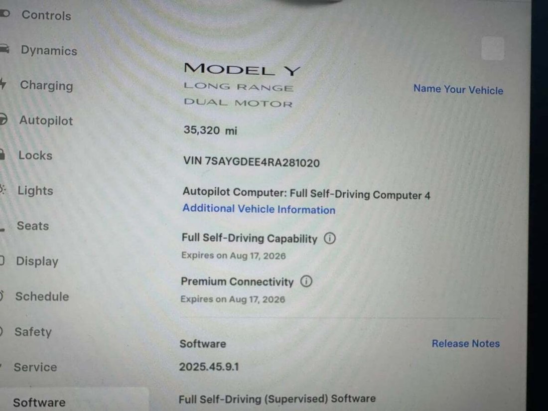 Suv in Newport Beach, CA, United States 4 - 18466650