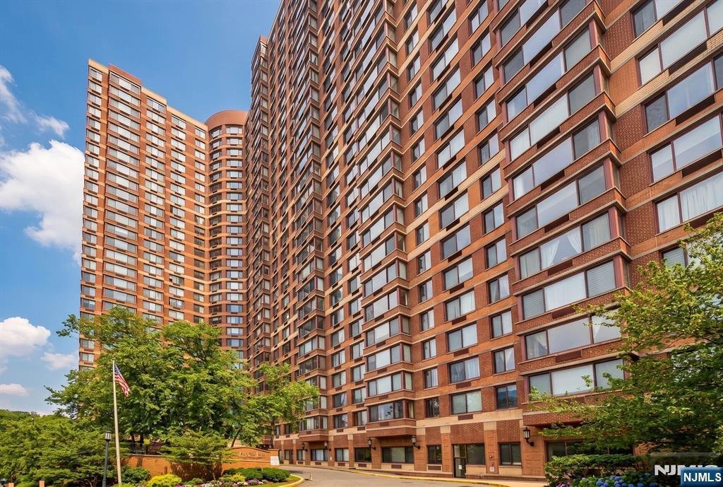 Condo in Fort Lee, New Jersey, United States 2 - 18510046