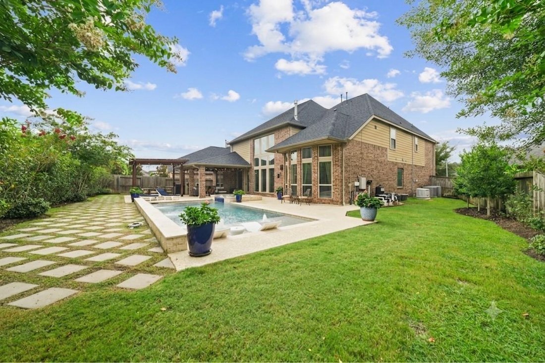 House in Fulshear, Texas, United States 2 - 18512595