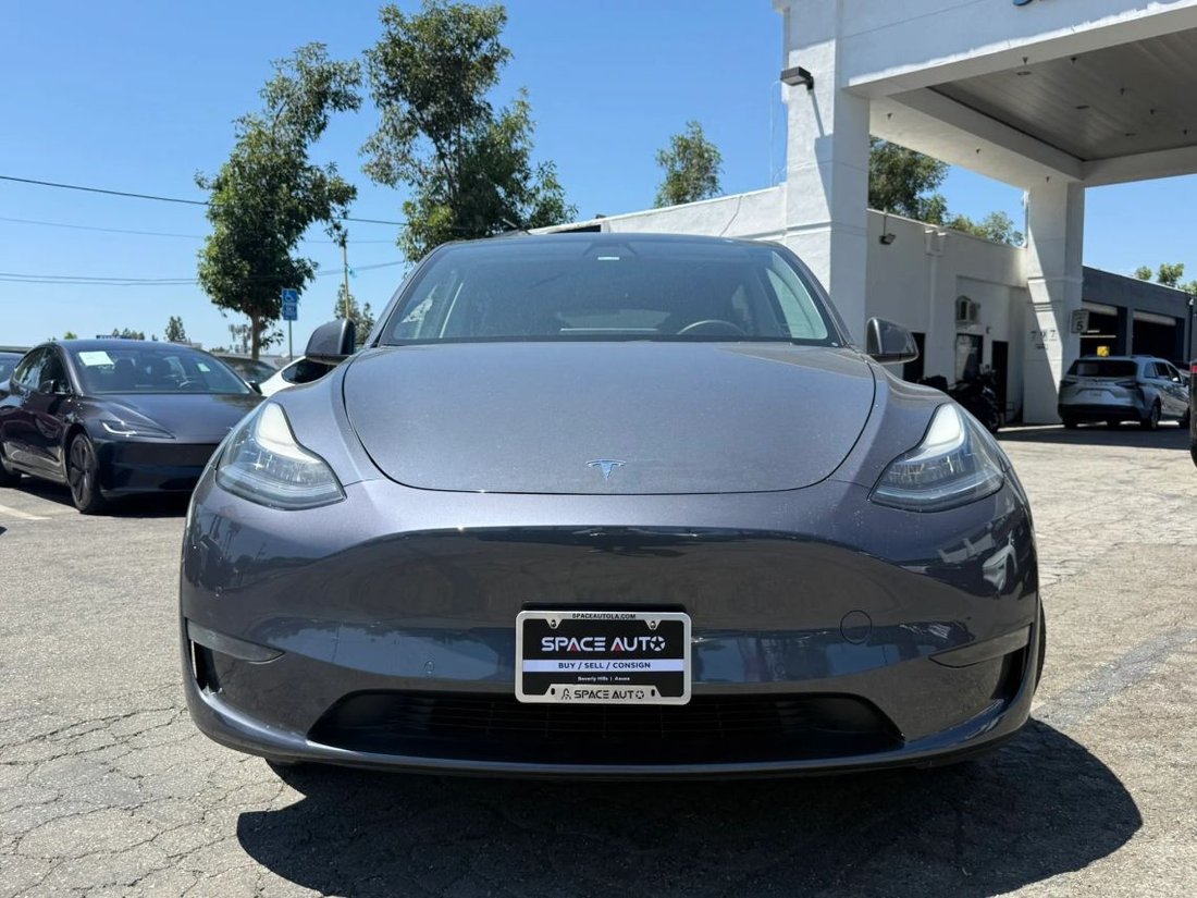 Suv in Azusa, CA, United States 3 - 18516429