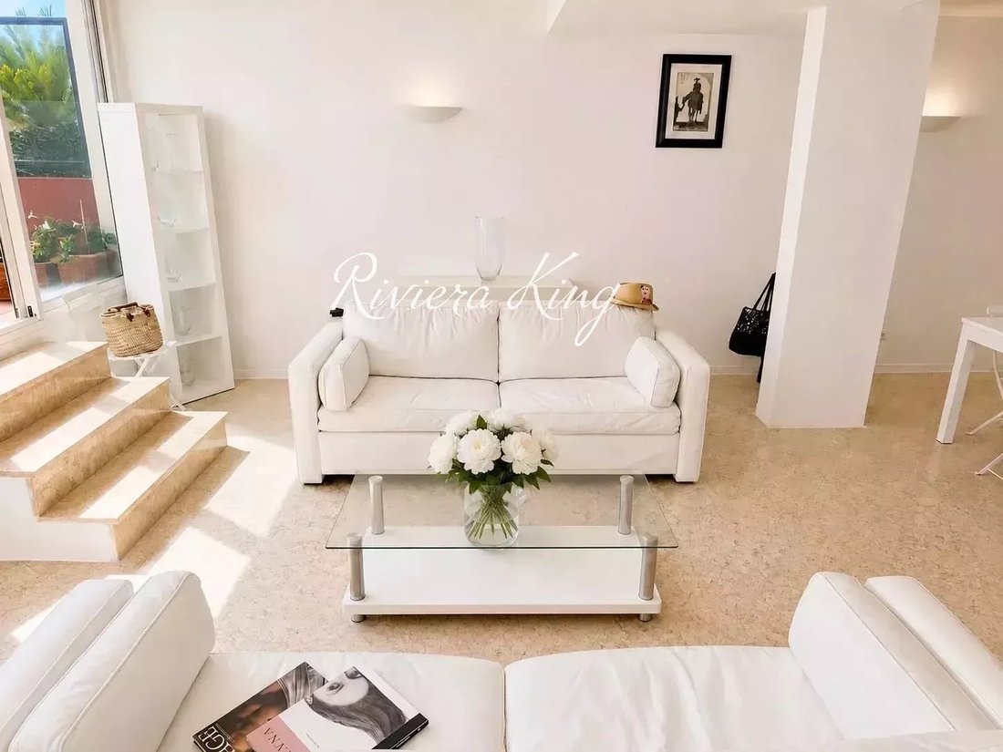 Apartamento en Villefranche-sur-Mer, Provenza-Alpes-Costa Azul, Francia 1 - 18509877