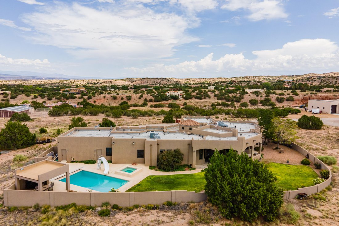 House in Placitas, New Mexico, United States 2 - 18511134