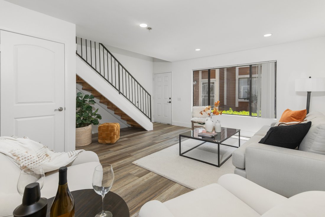 Townhouse in Lake Forest, California, United States 1 - 18464236