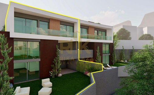 Villa in Santa Cruz, Madeira, Portugal 1