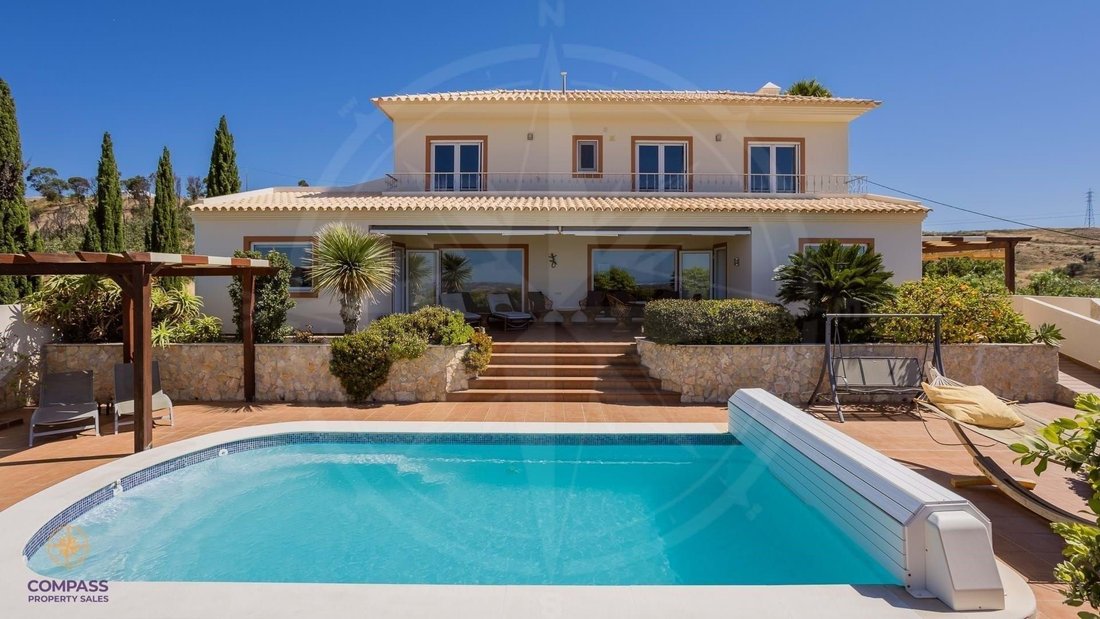 Villa in Conceicao e Cabanas de Tavira, Algarve, Portugal 1 - 18513671