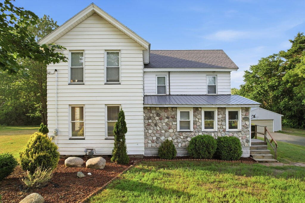 House in Fennville, Michigan, United States 1 - 18511048