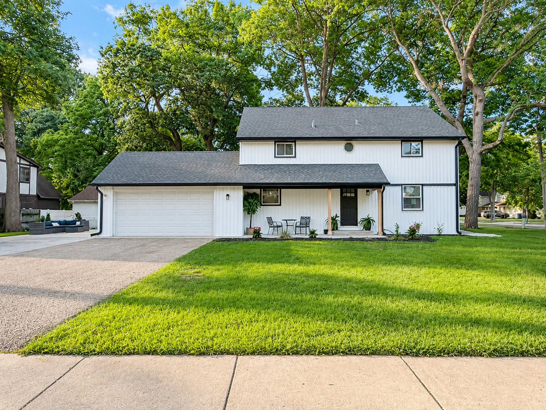 House in Bartlett, Illinois, United States 2 - 18512078