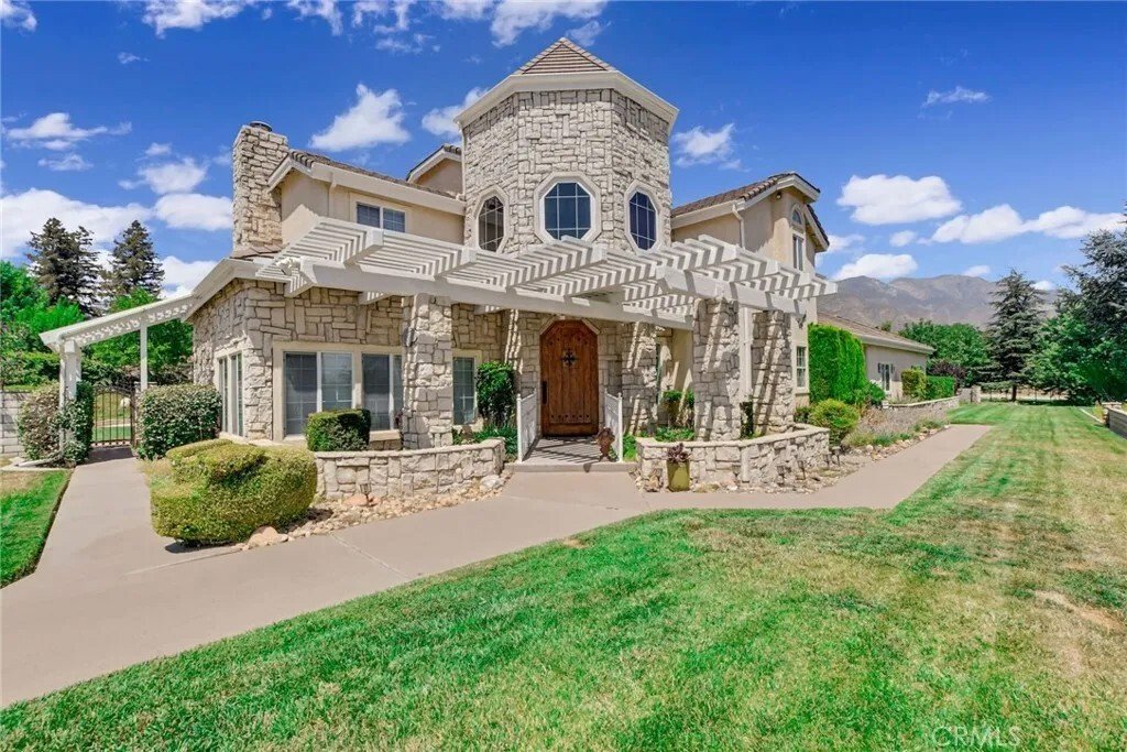 House in Yucaipa, California, United States 3 - 18513129