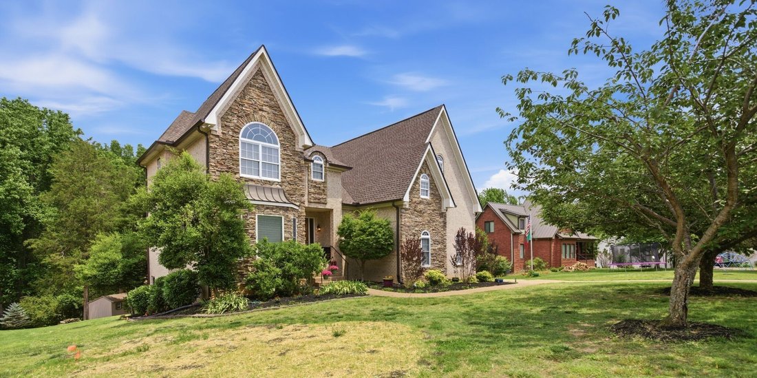 House in Bon Aqua, Tennessee, United States 1 - 17981952