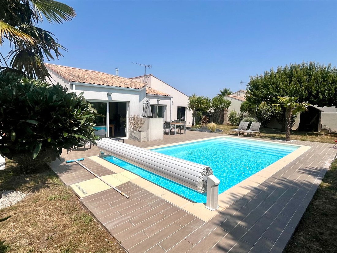 Villa in France 2 - 18513909
