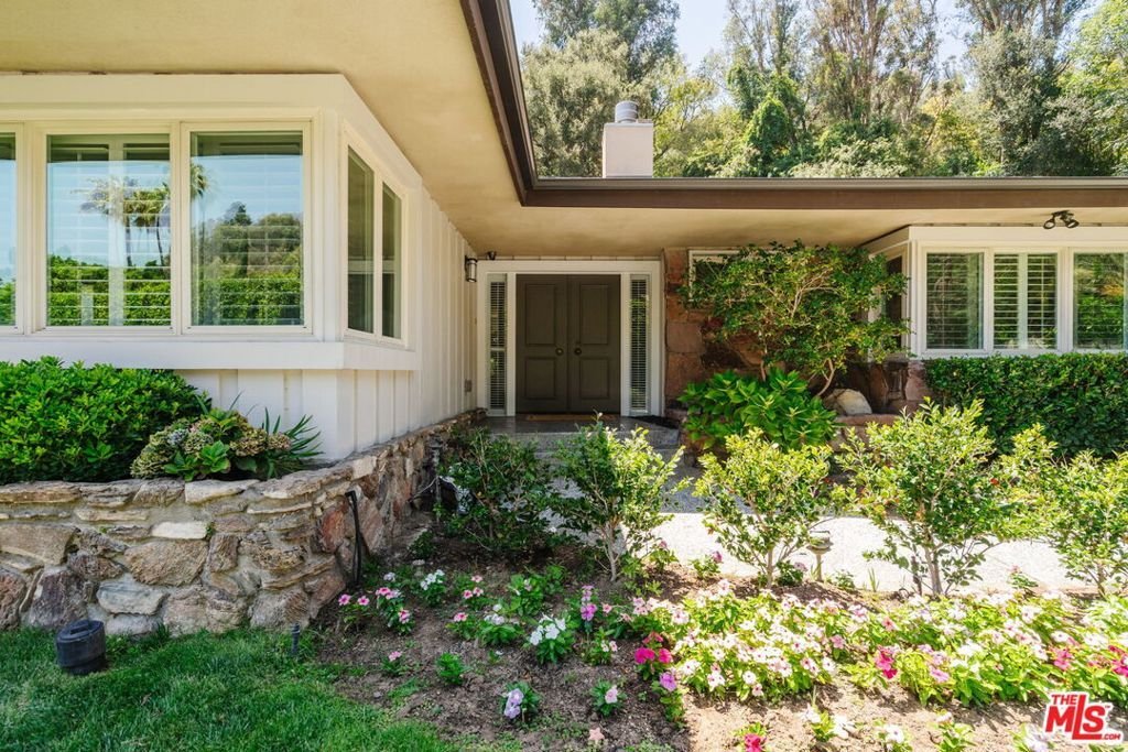 House in Los Angeles, California, United States 2 - 18511093