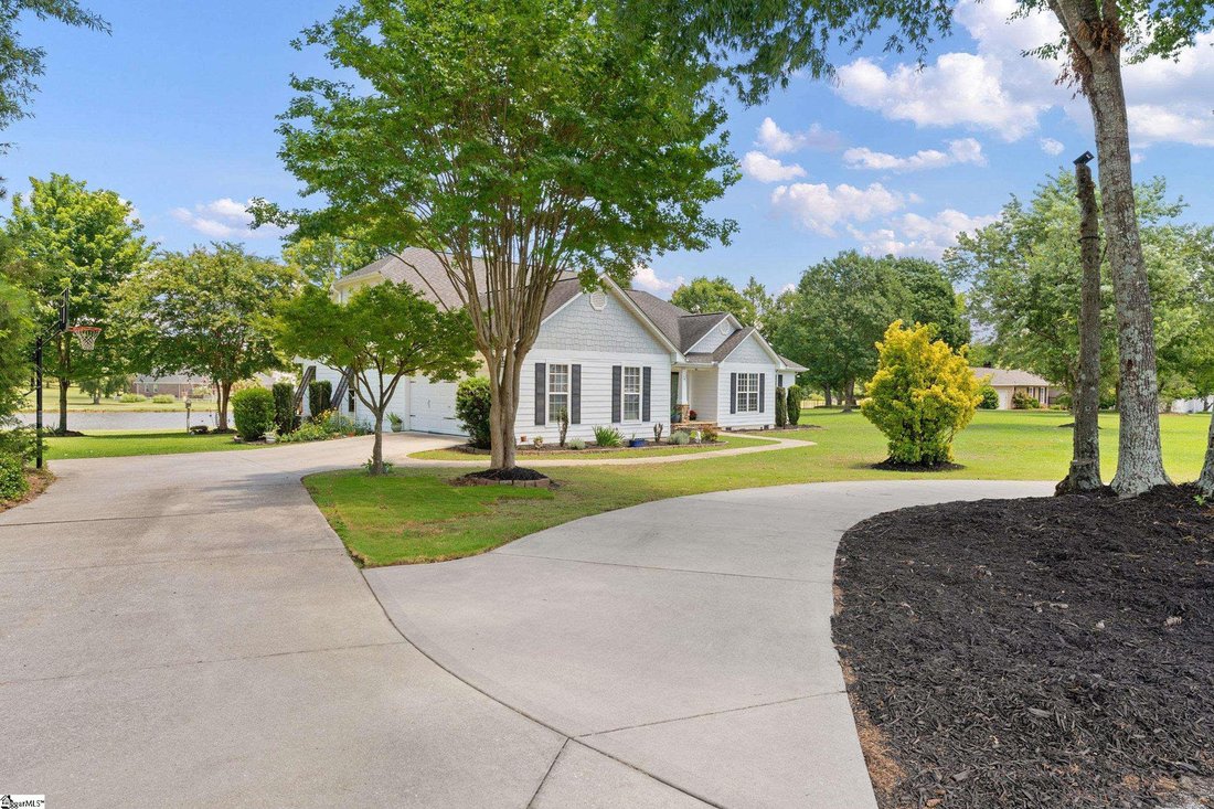 House in Fountain Inn, South Carolina, United States 2 - 18514962