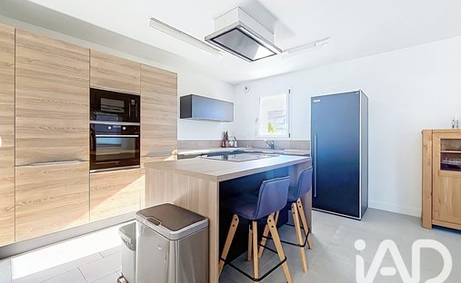 House in Allonzier-la-Caille, Auvergne-Rhône-Alpes, France 1