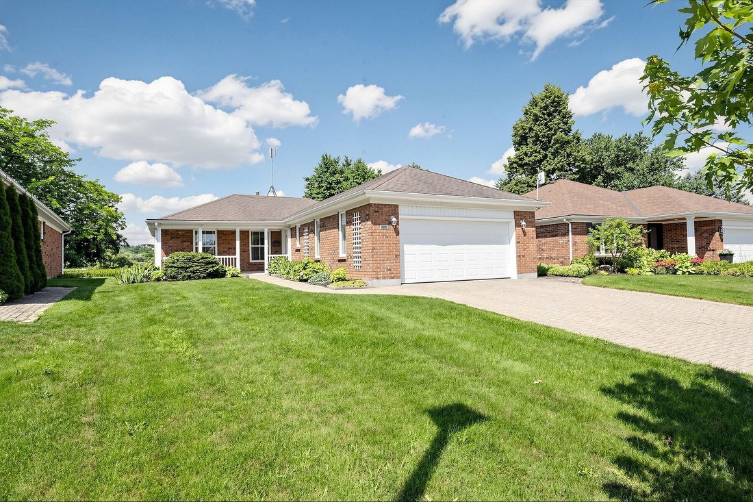 House in Lincoln, Ontario, Canada 2 - 18509629