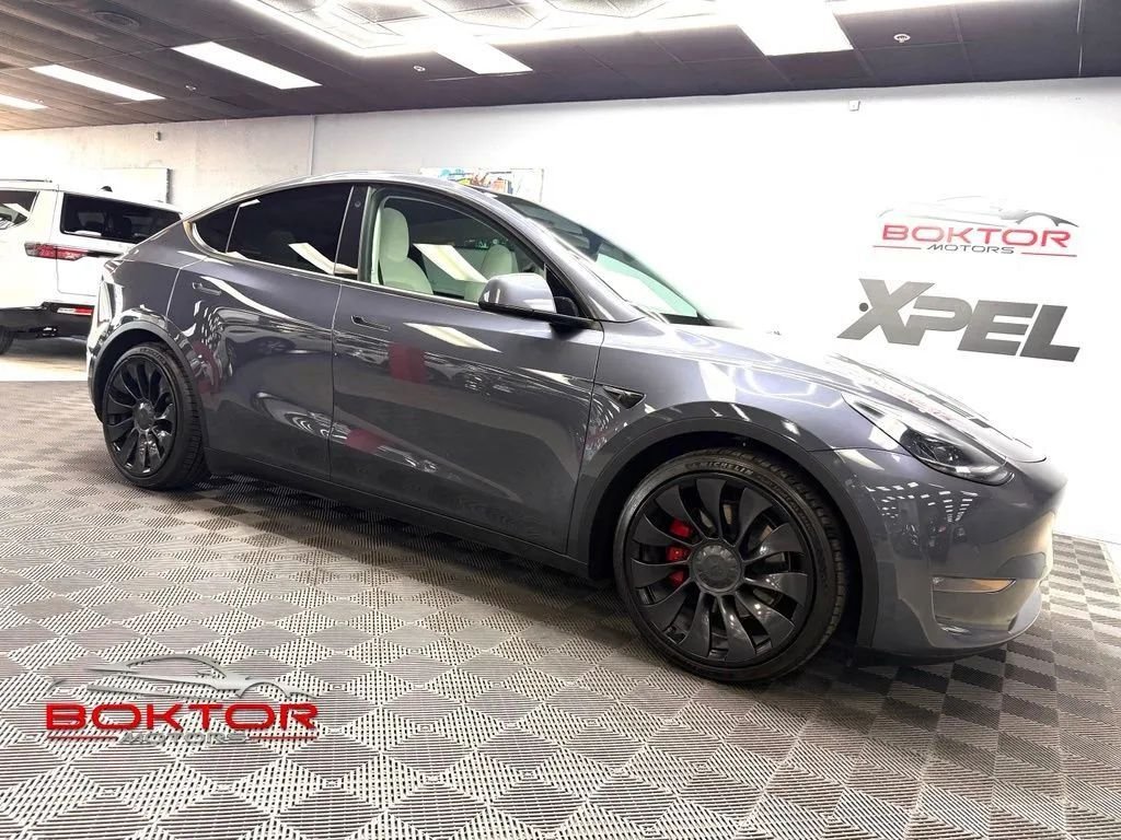 Suv in Las Vegas, NV, United States 1 - 18517913