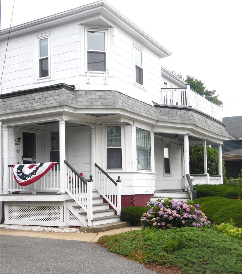 Warren, Rhode Island, United States 1 - 18510949