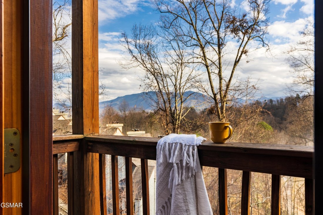 House in Gatlinburg, Tennessee, United States 2 - 18508914