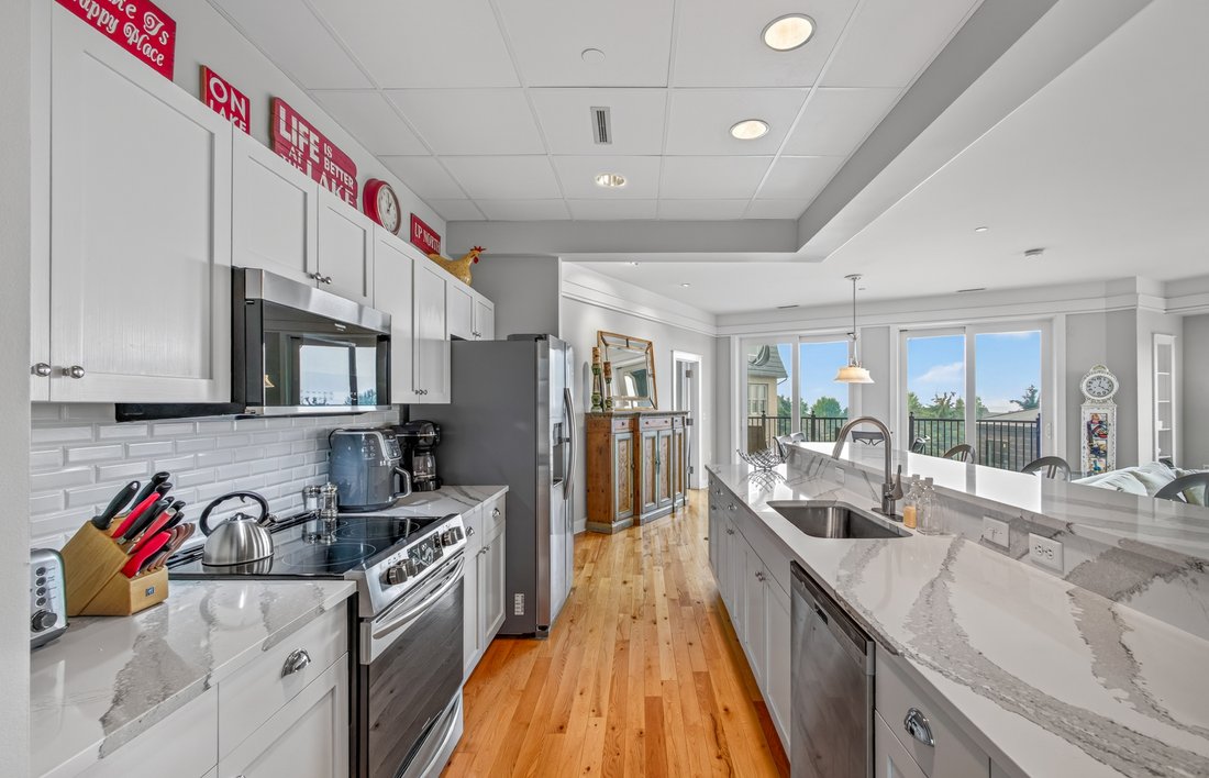 Condo in Petoskey, Michigan, United States 5 - 18516639