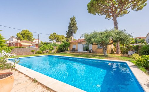 Villa in Cunit, Katalonien, Spanien 1