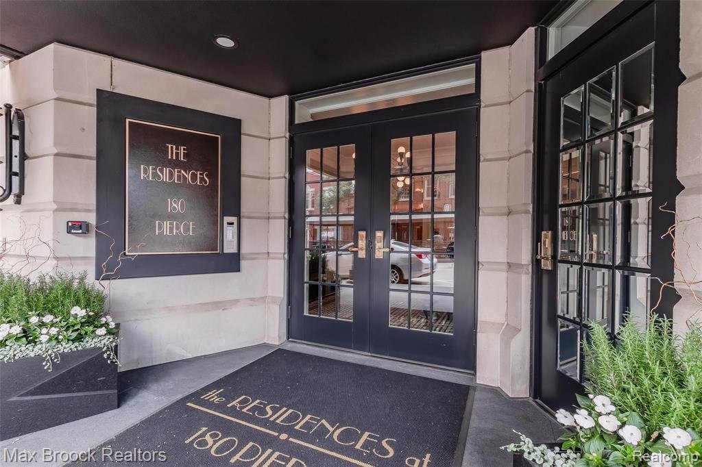 Condo in Birmingham, Michigan, United States 1 - 18508190
