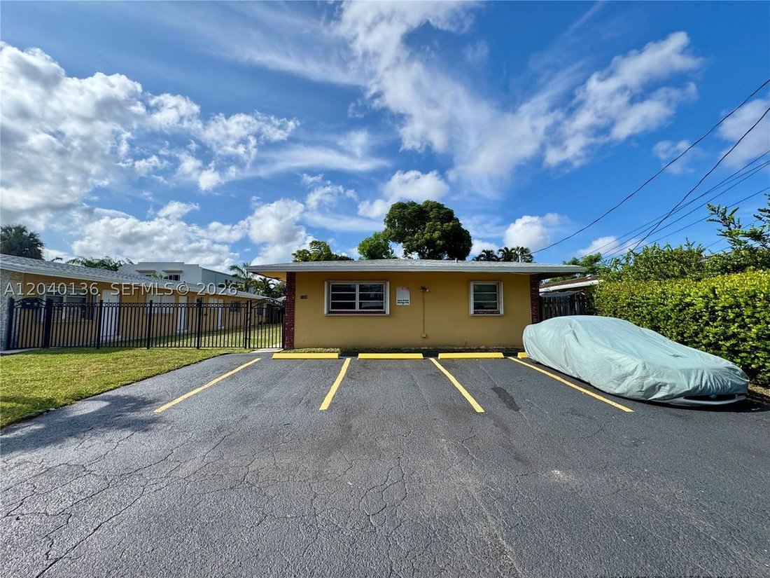 Fort Lauderdale, Florida, United States 1 - 18236738