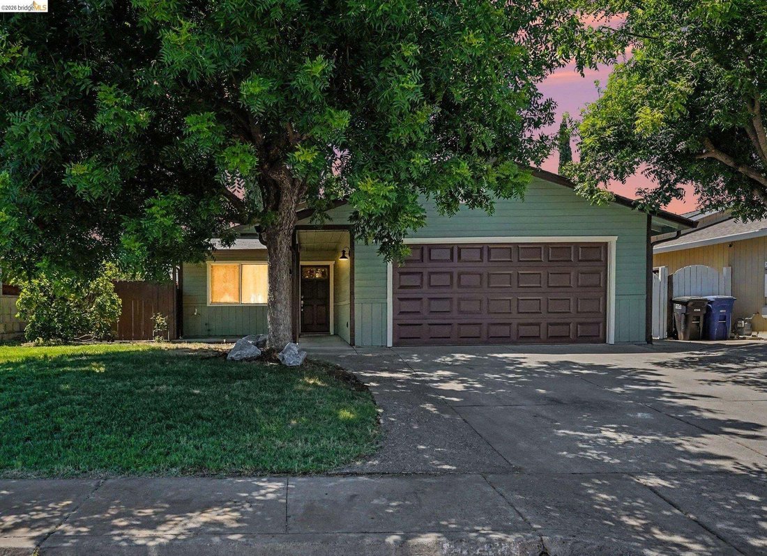 House in Oakley, California, United States 1 - 18521635