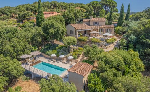 Maison à Grimaud, Provence-Alpes-Côte d'Azur, France 1