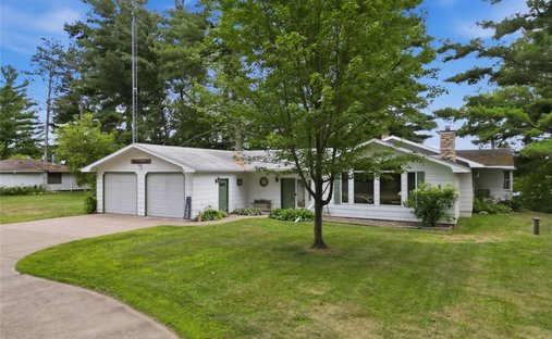 House in Chetek, Wisconsin, United States 1