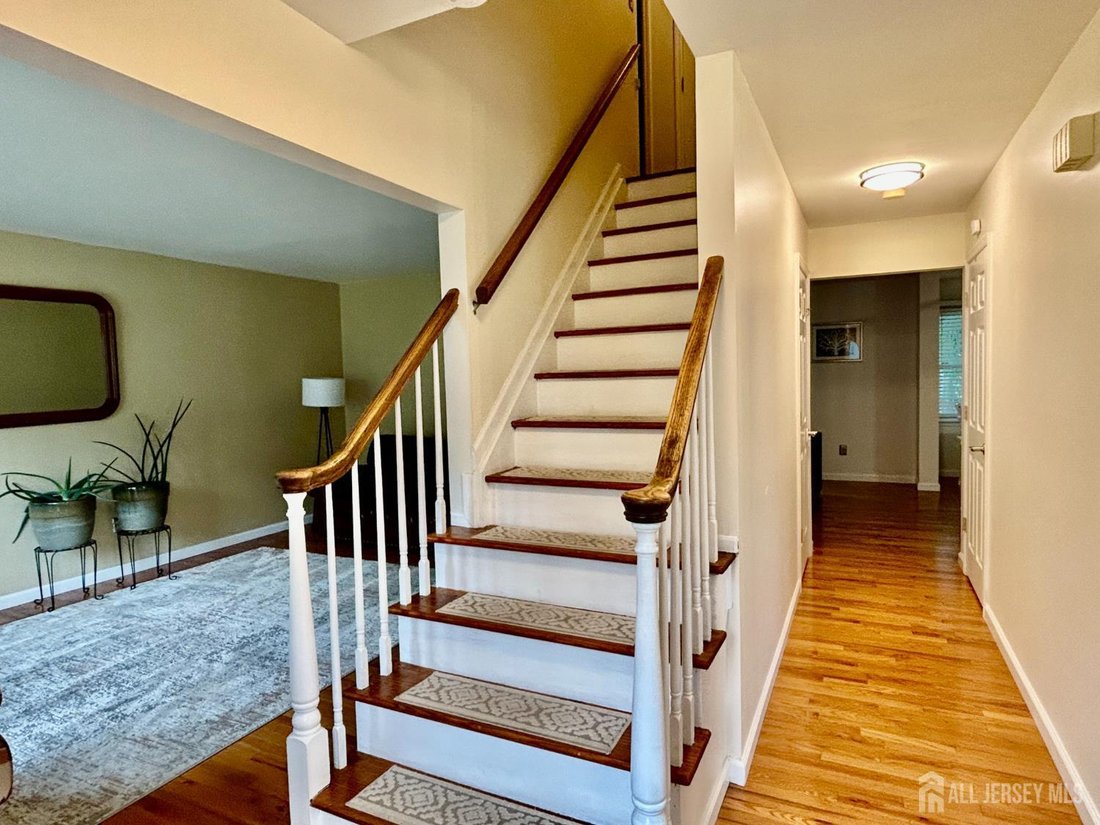 House in North Brunswick Township, New Jersey, United States 3 - 18514311