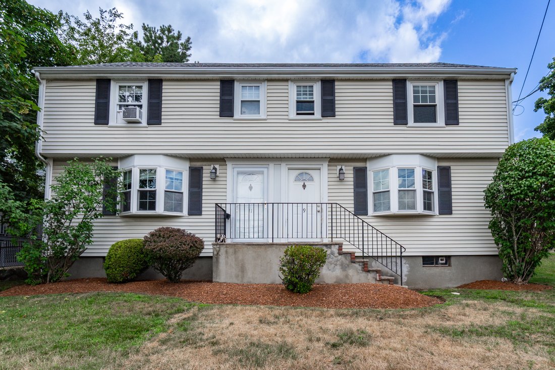 Condo in Arlington, Massachusetts, United States 3 - 18516697