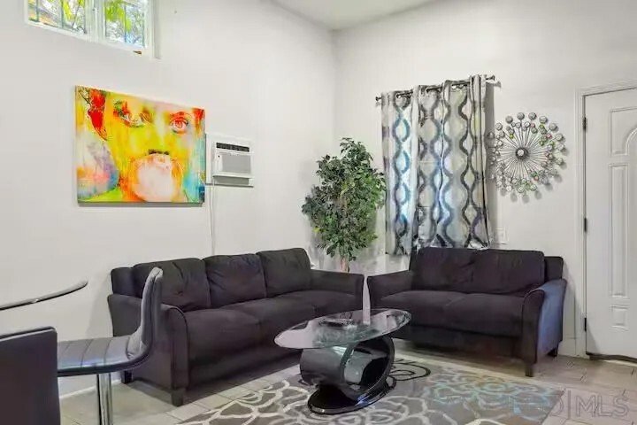San Diego, California, United States 5 - 18513126