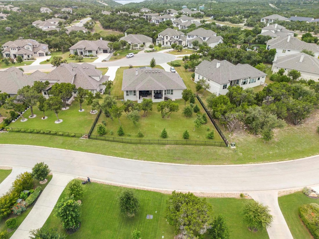 House in Jonestown, Texas, United States 5 - 18521122