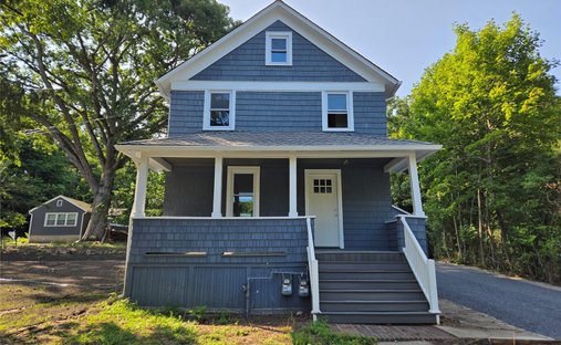 House in Setauket- East Setauket, New York, United States 1