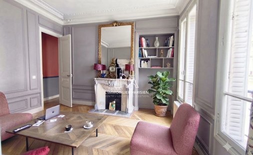Apartment in Saint Philippe du Roule, Paris 8e Arrondissement, Paris 1