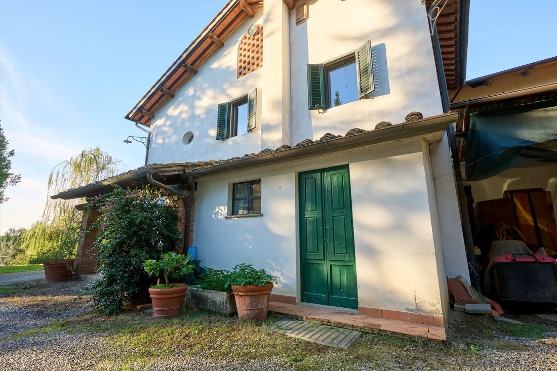 Farm Ranch in Station Area, Empoli, Tuscany 4 - 18521380