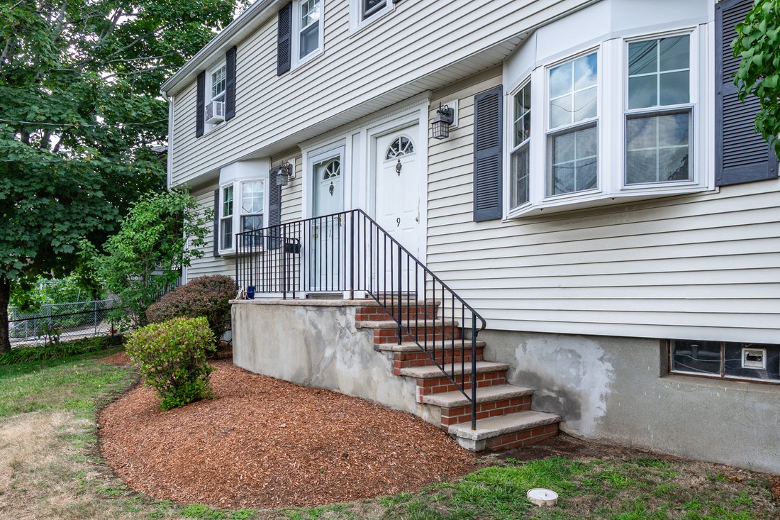Condo in Arlington, Massachusetts, United States 4 - 18516697