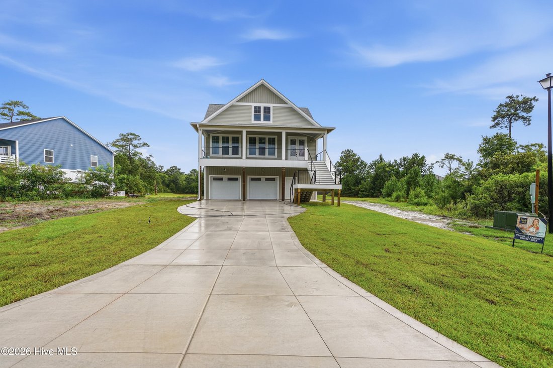House in North Topsail Beach, North Carolina, United States 3 - 17194609