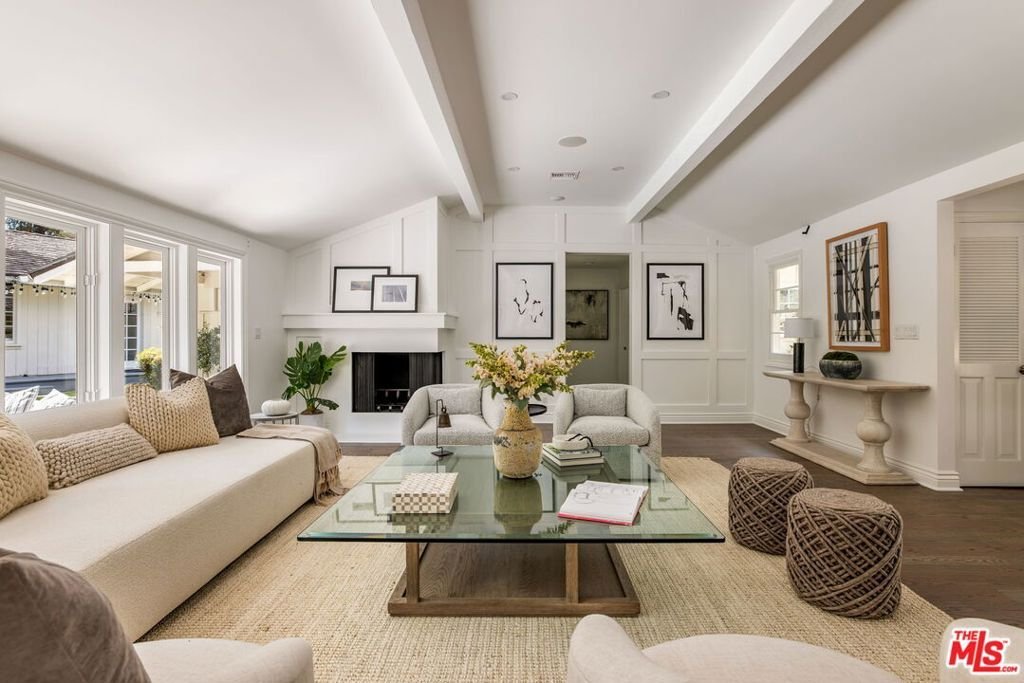 House in Hidden Hills, California, United States 5 - 18511112