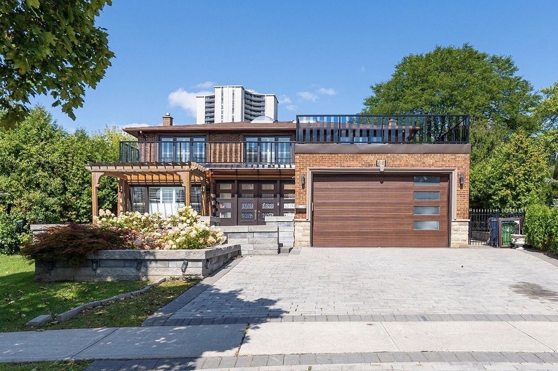 House in Toronto, Ontario, Canada 1 - 18509619
