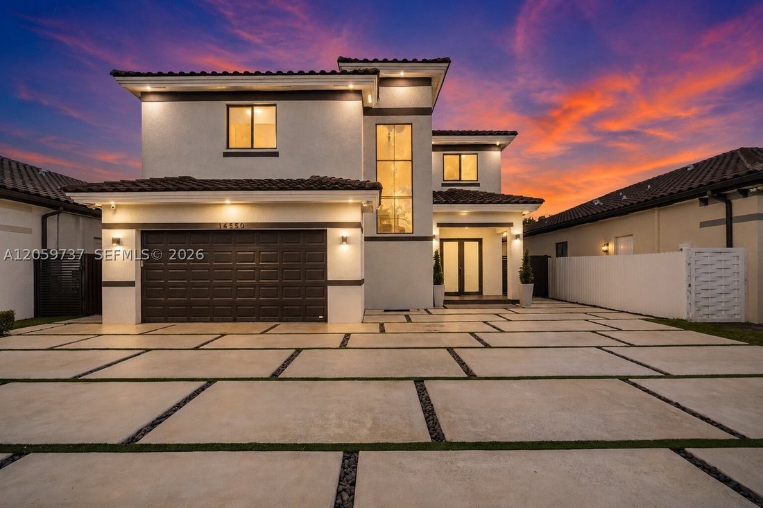House in Miami, Florida, United States 1 - 18517556