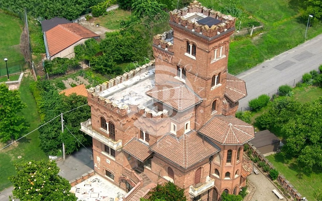 Castle in Balzola, Piedmont, Italy 2 - 18508294