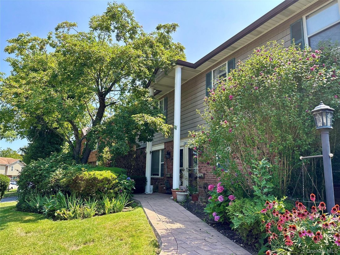Glen Cove, New York, United States 2 - 18519220