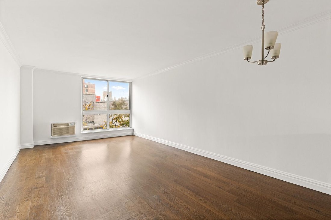 Co Op in New York, New York, United States 2 - 15752711