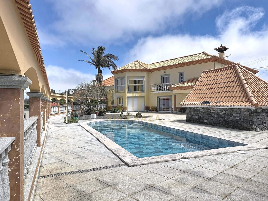 Villa in Santana, Madeira, Portugal 1 - 18383495