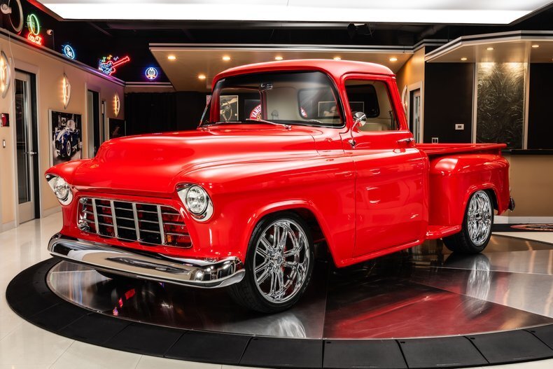 Pickup in Plymouth, United States 1 - 18515356