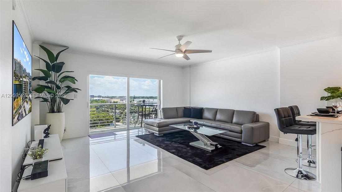 Condo in Fort Lauderdale, Florida, United States 3 - 18519236
