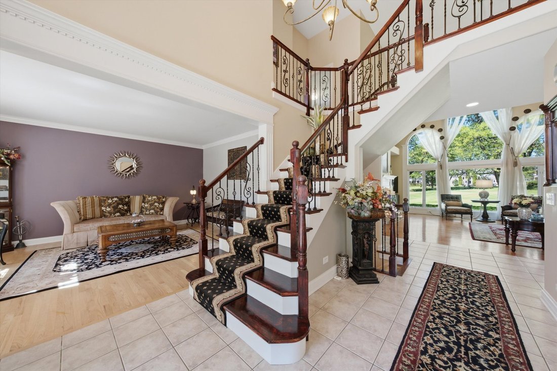 House in Aurora, Illinois, United States 3 - 18515299