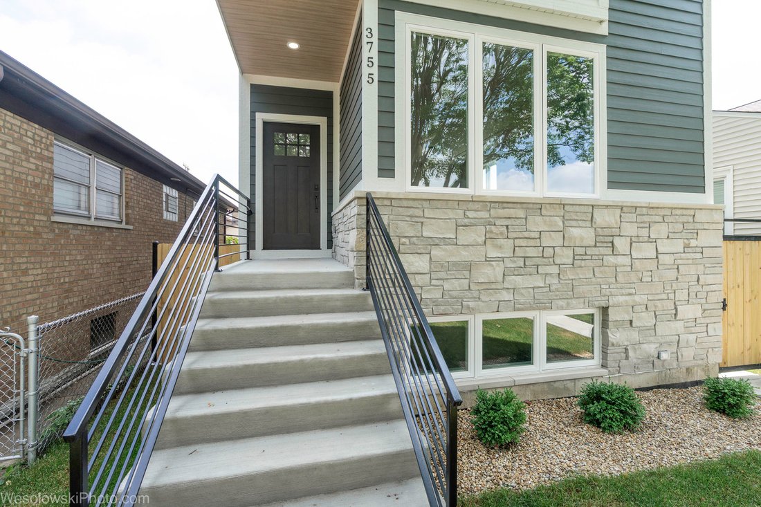 House in Chicago, Illinois, United States 2 - 18512060