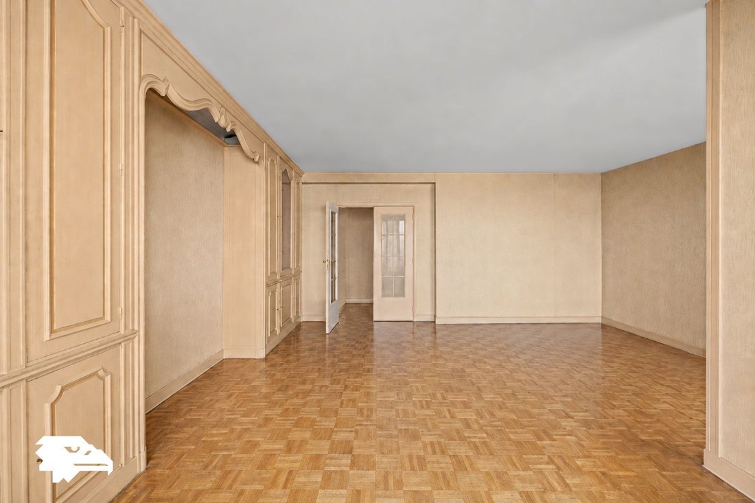 Apartment in Grange Aux Belles-Terrage, Paris 10e Arrondissement, Paris 5 - 18518742