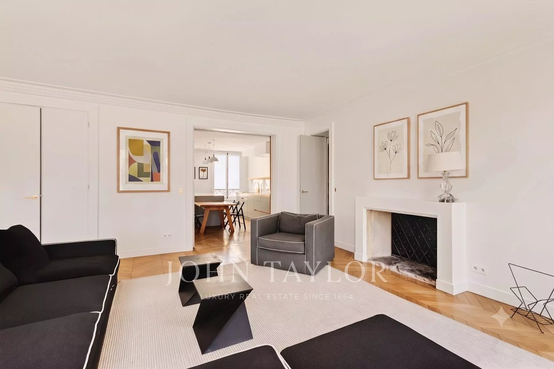 Apartment in Saint Thomas d'Aquin, Paris 7e Arrondissement, Paris 3 - 18509889